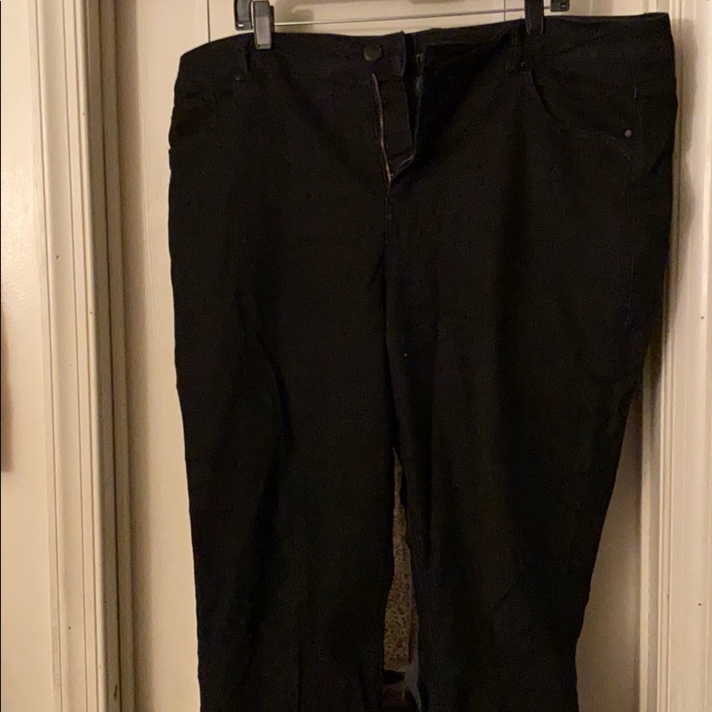 Black Denim Capris